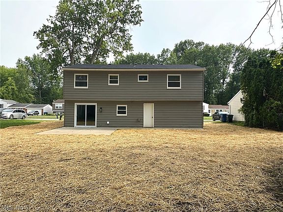 2nd image of 26946 Southwood Ln