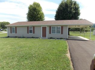 1500 Penley Blvd, Salem, VA 24153