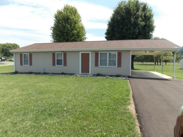 1500 Penley Blvd, Salem, VA 24153