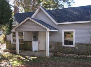 415 High Point St, Randleman, NC 27317