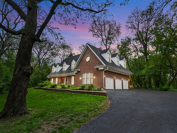 2nd image of 3 Spring Ln