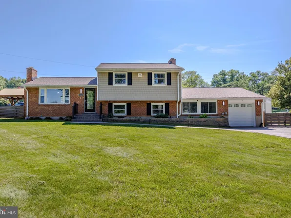 6569 Beechwood Dr NE, Columbia, MD 21046