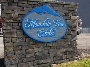 5302 Kaustin Dr, Morgantown, WV 26501