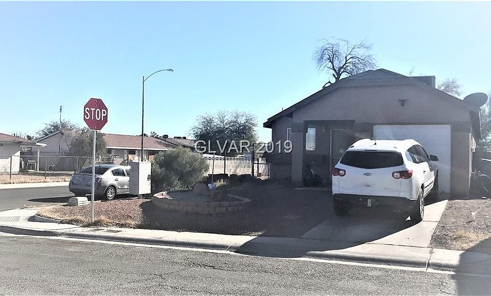 1st image of 3645 Lake Shore Ct