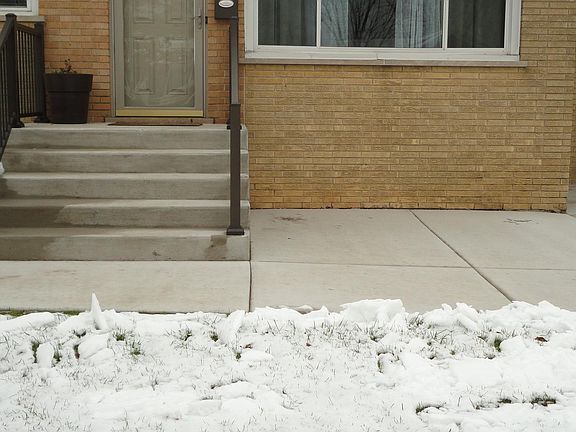4th image of 16420 66th Ave