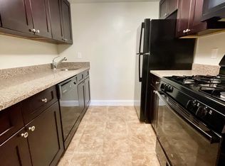 2 Park Ave APT 3E, Eastchester, NY 10709