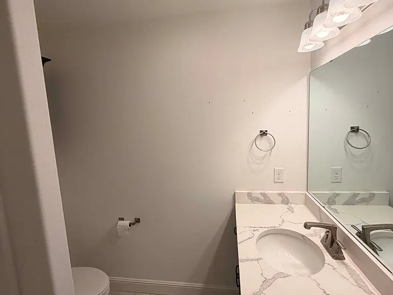 347 Sidney Ln — Photo 12