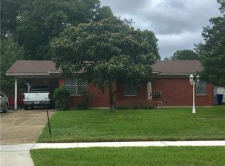 721 Pickwick Pl, Shreveport, LA 71108