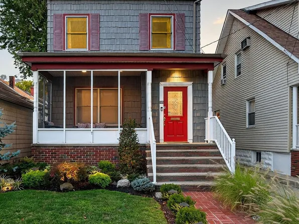 120 W 38th St, Bayonne, NJ 07002