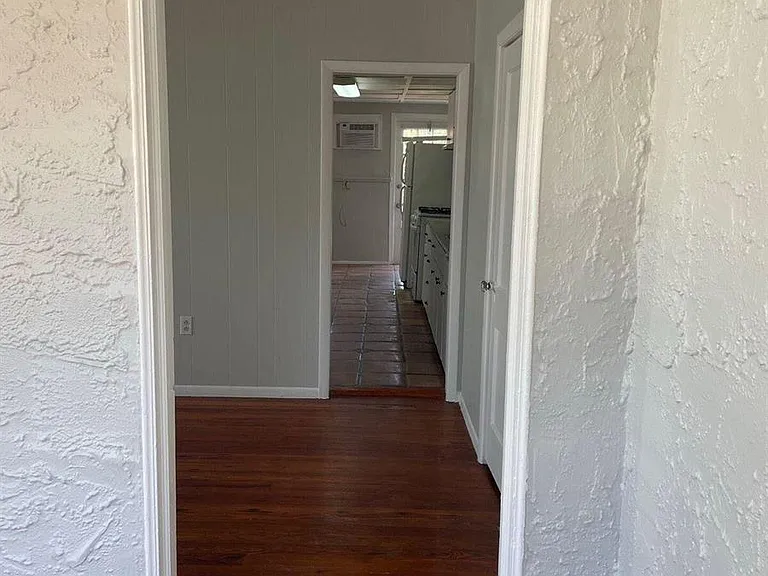 736 Omar Rd #1 — Photo 10