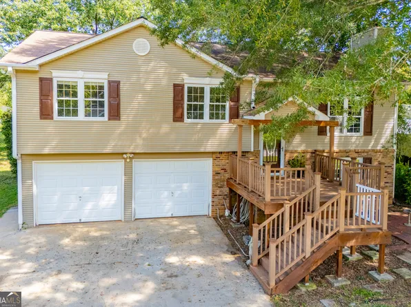120 Pat Dr, Powder Springs, GA 30127