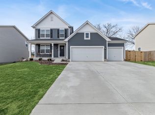 870 Mildred Dr, Marengo, IL 60152