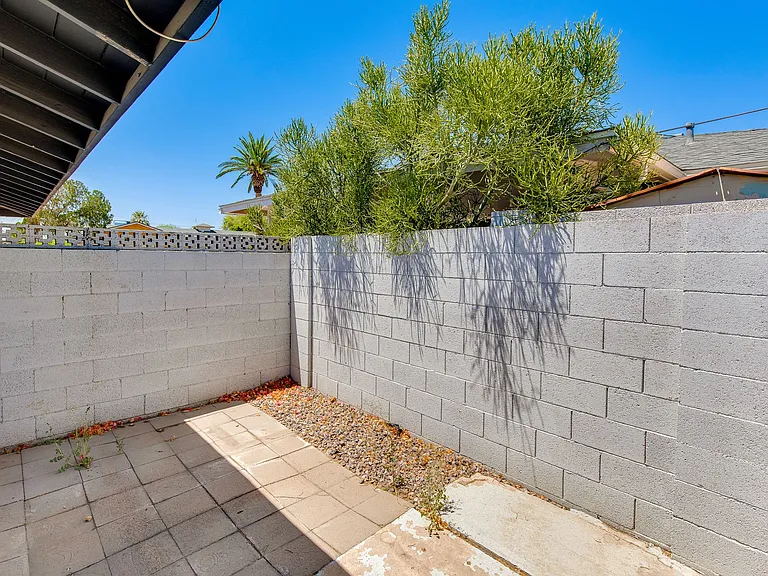 8224 E Virginia Ave — Photo 47