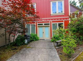 170 E F St, Jacksonville, OR 97530