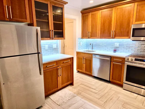 (undisclosed Address), Bayside, NY 11360