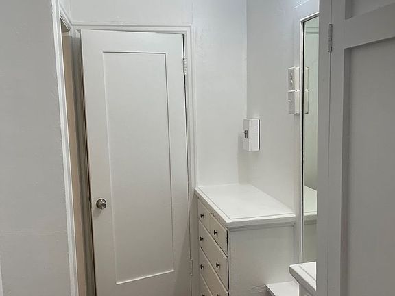 5th image of 3701 W 1st St APT 307