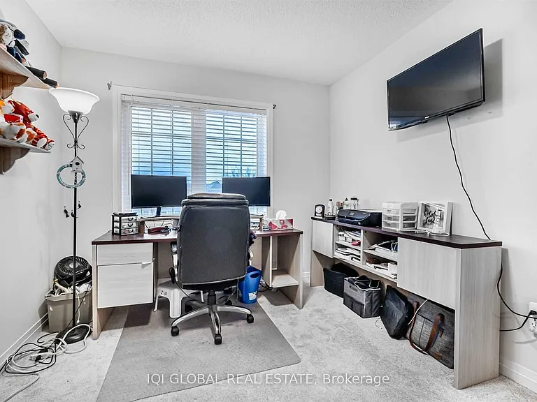 4084 Fracchioni Dr — Photo 12