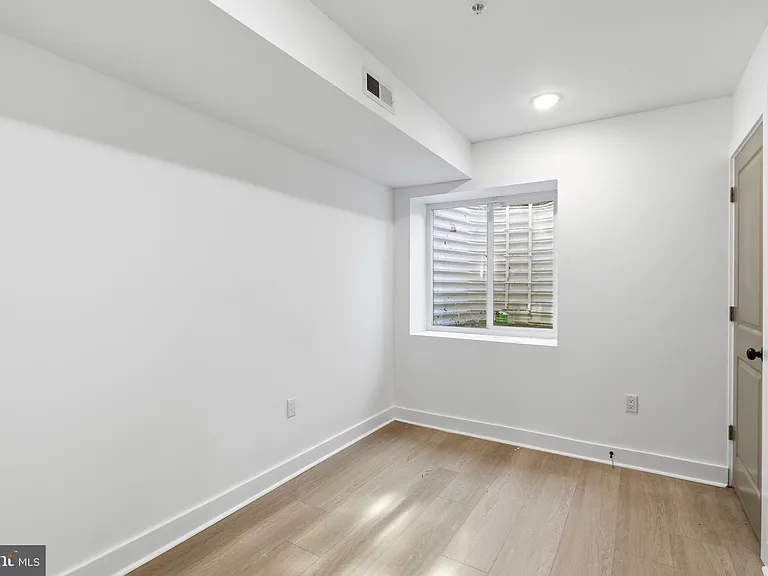 2310 N Sydenham St #1 — Photo 12