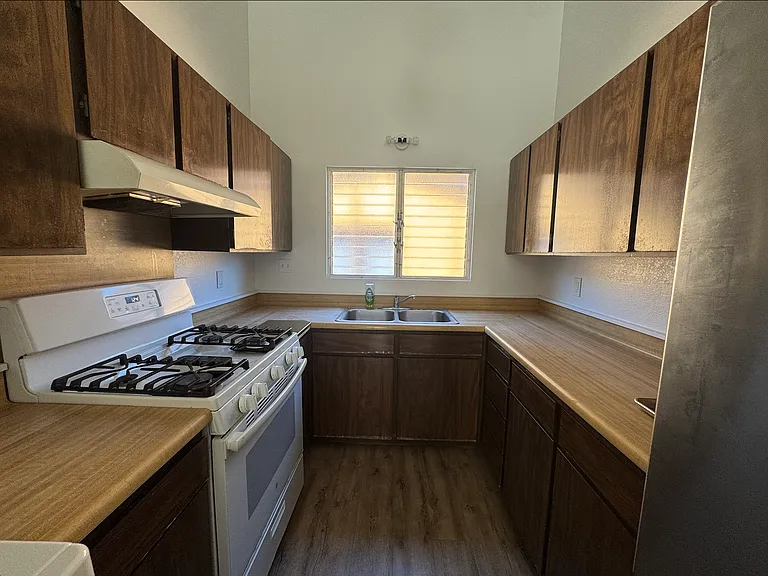 98-330 Kilihe Way — Photo 7