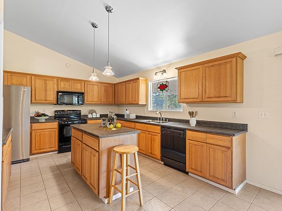 5th image of 15-1954 7th Ave