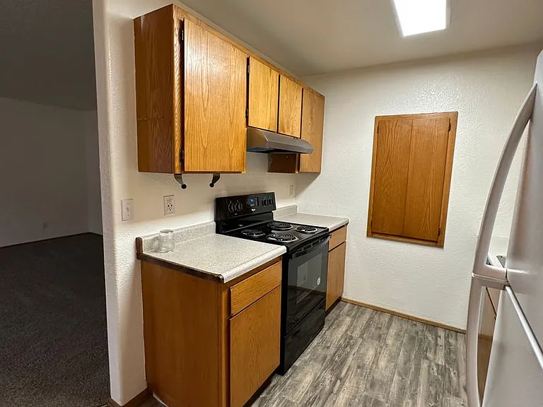 396 NE Miguel St — Photo 17