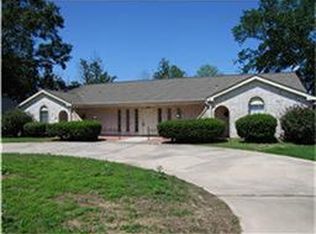 710 Clarence St, Tomball, TX 77375