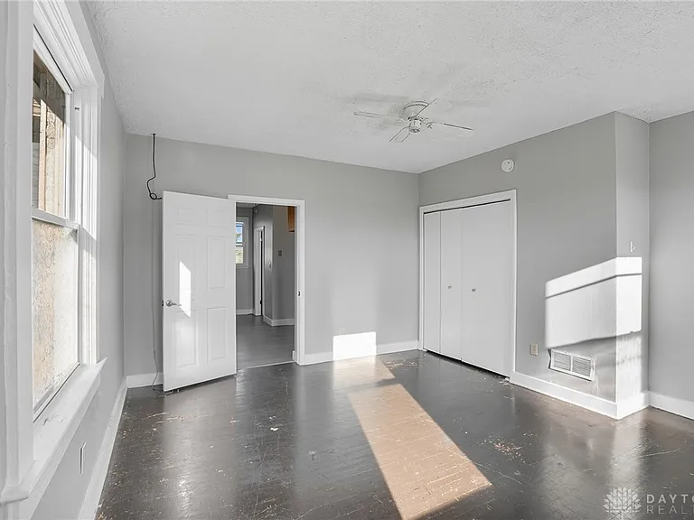 149 Boltin St — Photo 26