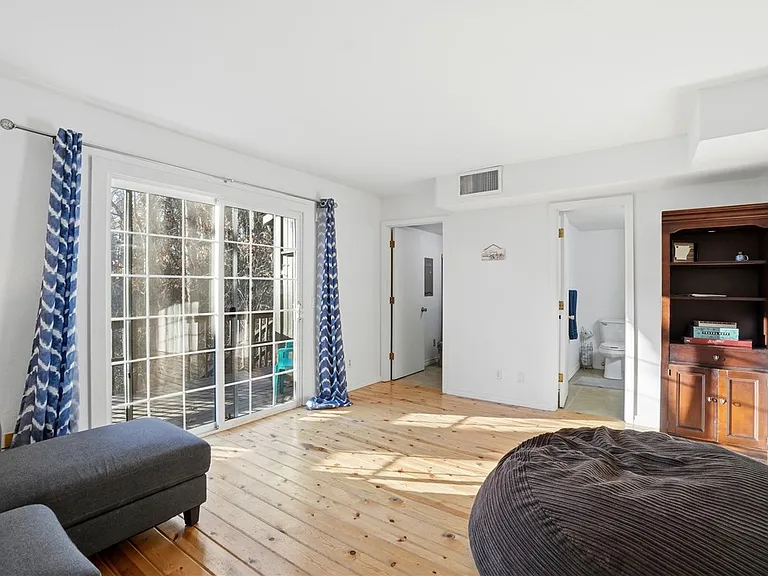 10 Dogwood Dr — Photo 18
