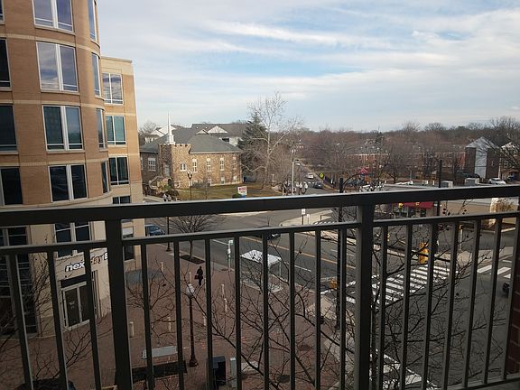 2nd image of 820 N Pollard St APT 407
