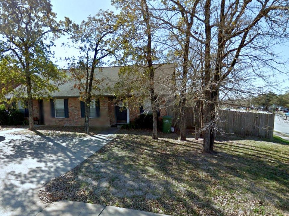 1st image of 2101 Hidden Hollow Cir #A