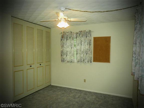 4th image of 904 N Lakeview Ave