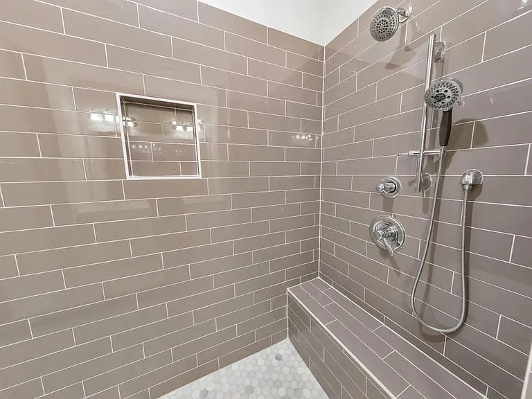 413 Bishop Ln — Photo 27
