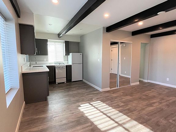 3rd image of 6768 Lexington Ave #6