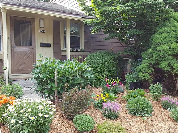 2nd image of 2843 Whitewood St