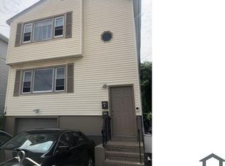 166 Fabyan Pl, Newark, NJ 07112