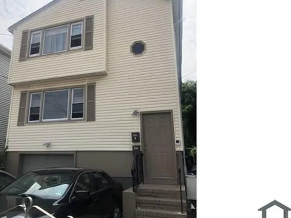 166 Fabyan Pl, Newark, NJ 07112