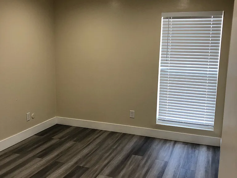 2230 Dwight Way — Photo 28