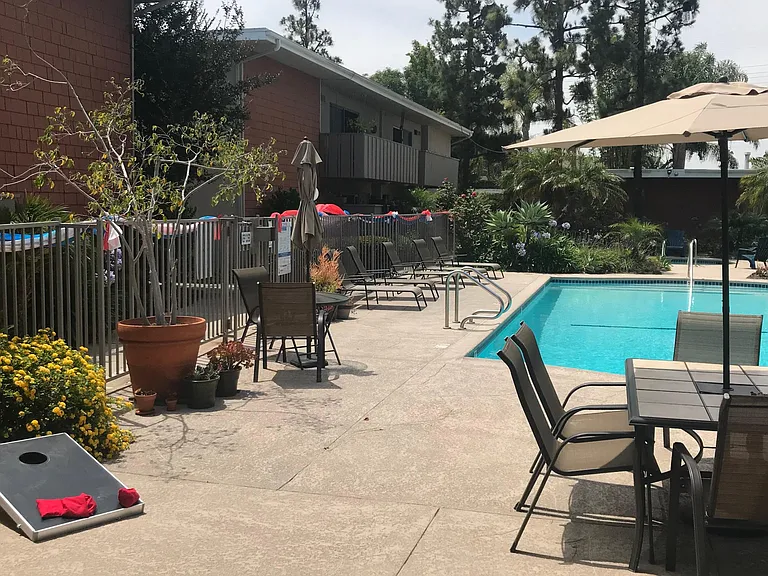 Beachwood Village Apartments — Photo 51