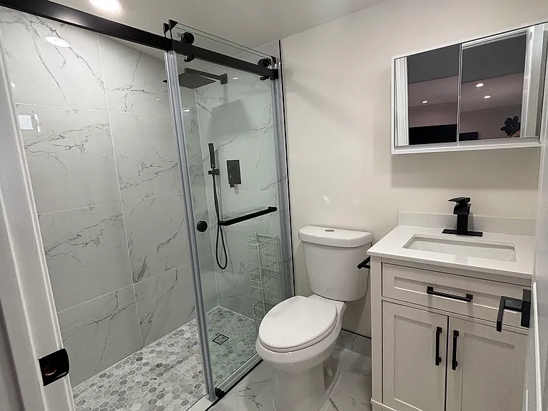 11392 Biscayne Blvd — Photo 6