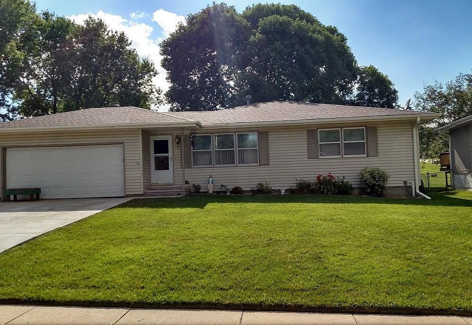 1st image of 5428 N 92nd Ave