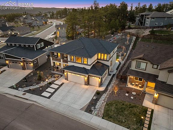 4th image of 16332 Mountain Glory Dr