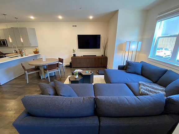 2nd image of 957 Shackamaxon St Unit 2