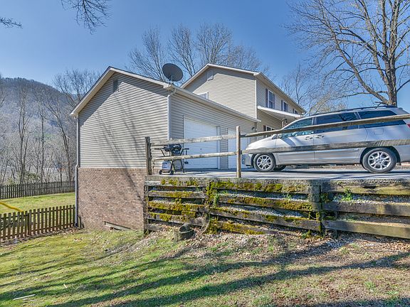 2nd image of 148 Knob Ct