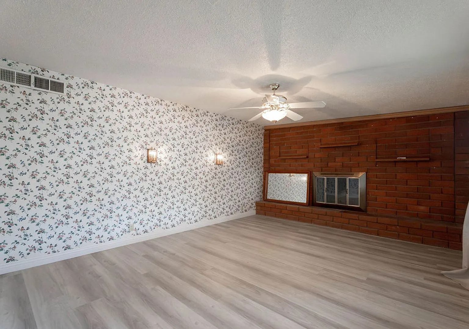 5185 Sun Valley Drive, Las Vegas, NV 89122 — Photo 3