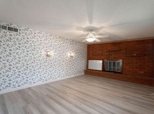 5185 Sun Valley Dr, Las Vegas, NV 89122