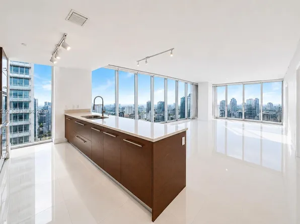 475 Brickell Ave APT 4715, Miami, FL 33131