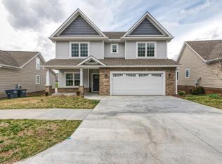 1512 Polo Fields Pl, Kingsport, TN 37663