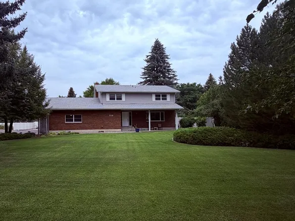 210 Sunny Heights Ln, Idaho Falls, ID 83402