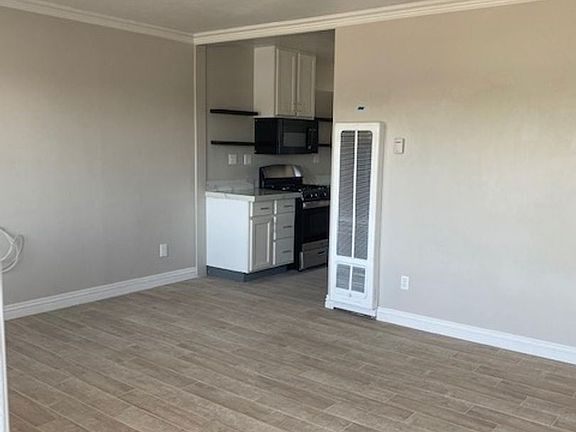 5th image of 11934 Runnymede St #Iii