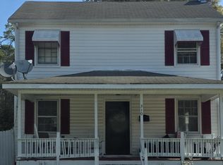310 Spring St, Hamlet, NC 28345